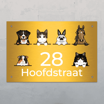 Spionerende bontneuzen en huisnummer - Gepersonaliseerd deurbord