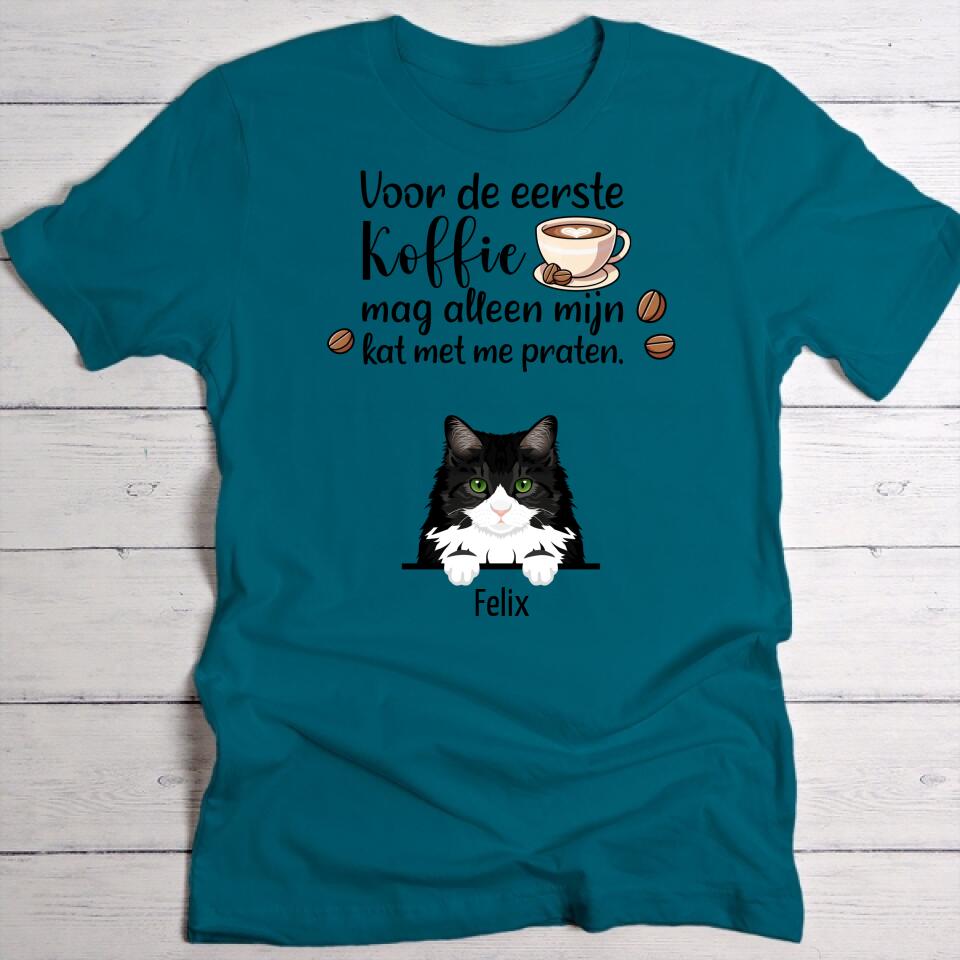 Eerste koffie en katten - Gepersonaliseerde T-Shirt