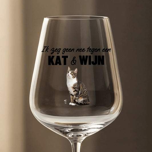 Ik zeg geen nee tegen een kat en wijn - Gepersonaliseerde wijnglas